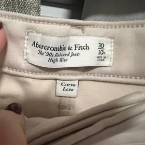 Abercrombie 90s relaxed jeans thumbnail 3