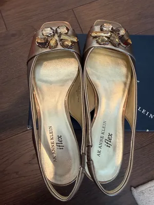 AK Anne Klein Bronze & Jeweled Heel Size 8 - C50-001 thumbnail 4
