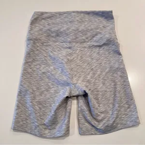 TNA Aritzia Heathered Grey‎ Biker Shorts Size Small thumbnail 2