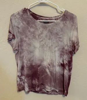 Aerie Purple T-shirt. Excellent condition. Size Large. thumbnail 1