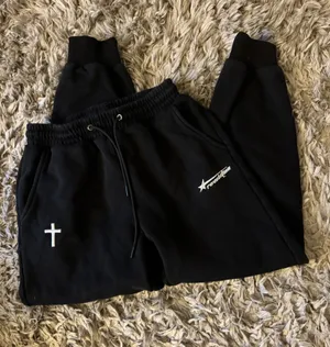 Revelation Sweatpants Black Size M thumbnail 1