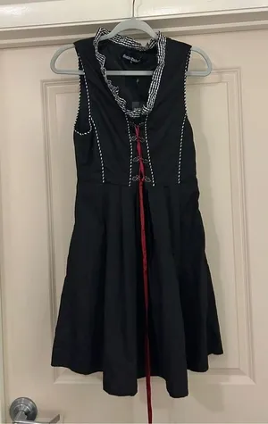 NEW German Oktoberfest Bavarian Dress L NO APRON thumbnail 1