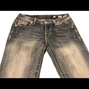 Miss Me Boot Stretch Western Rodeo Jean Med Wash Whisker Detail 27X33 JE1059B2L thumbnail 5