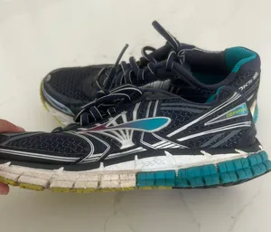 Running Sneakers thumbnail 1