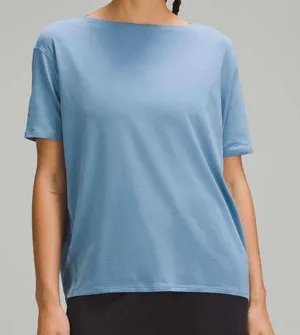 Lululemon Size 12 Back in Action Short Sleeve T-Shirt Utility Blue Relaxed Fit thumbnail 1