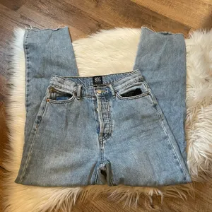 BDG High Waisted Slim Straight Jeans thumbnail 4