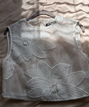 Cropped floral see thumbnail 2