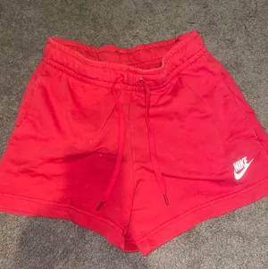 Nike Sweatshorts thumbnail 1