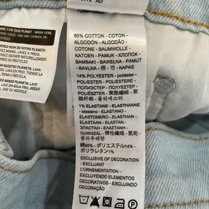 Levi's Ribcage Straight Ankle Jeans - size 28 thumbnail 9