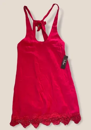 NWT Lulu’s Red Lace Hem Dress thumbnail 1