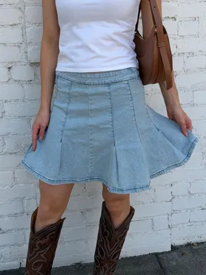 No Boundaries y2k light blue denim ruffled mini skirt fits like a sz 6 #boho #western #rodeo #summer thumbnail 3