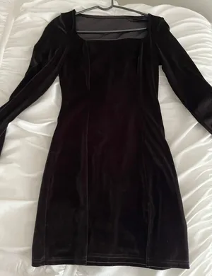 Black Velvet Dress Size M thumbnail 1