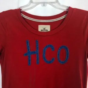 Hollister Embroidered Red Women's Tee Size M thumbnail 3