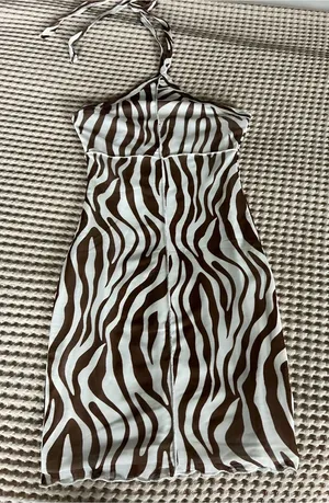 Dress thumbnail 1