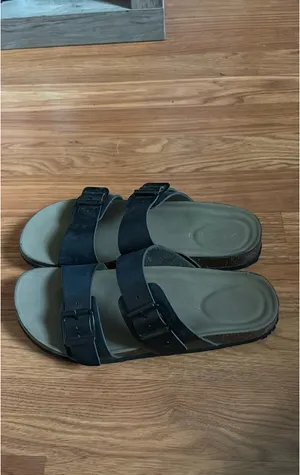 Madden Girl Sandals Black thumbnail 4