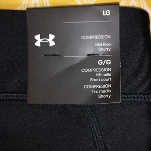 Under Armour NWT Women's HeatGear Mid Rise Shorty Compression Shorts - Large thumbnail 6