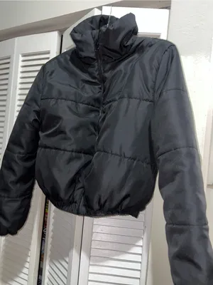 Wild Fable XS/S Black Puffer Jacket with Pink Lining cropped thumbnail 2