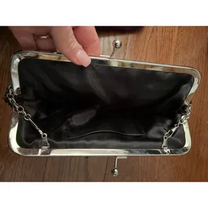 Black 3D Rosette Floral Evening Clutch Silver Kiss Lock Convertible Chain‎ Strap thumbnail 5