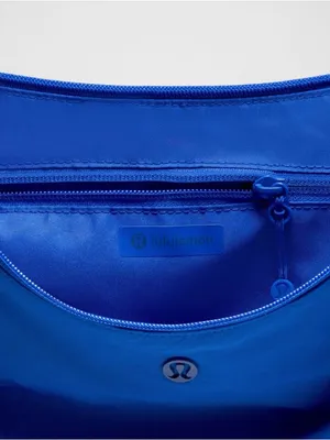 Lululemon Slouchy Sling Bag 6L riverside blue NWT thumbnail 5