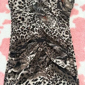 Y2K Leopard Print Bodycon Mini Dress 🐆 Strapless Ruched Corset Dress w/ Built In Bra Pads Size S thumbnail 4