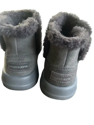Skechers air cooled on the go goga faux fur lined booties size 6.5 M ladies thumbnail 9