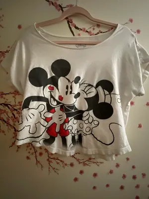 Crop Top thumbnail 1