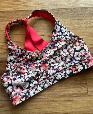 Old Navy Med Active Powersoft Sports Bra Med Floral Pink Go-Dry Support Athletic thumbnail 1