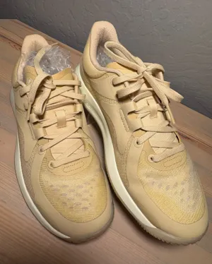 Lululemon Strongfeel Training Shoes szW7 thumbnail 1