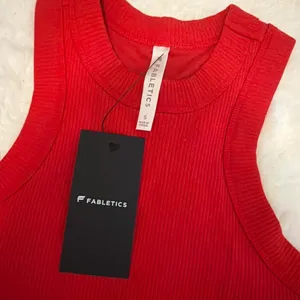 Fabletics Tank Top thumbnail 2
