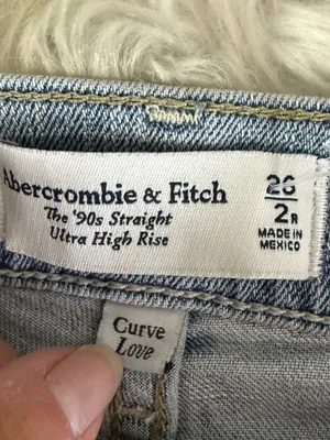 Abercrombie & Fitch Curve Love 90s Straight Ultra High Rise Jeans Size 2/26 thumbnail 2