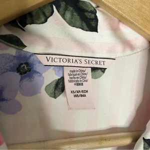 Victoria’s Secret Floral Satin Romper Pajamas XS Sleepwear One Piece Pink PJ’s thumbnail 3