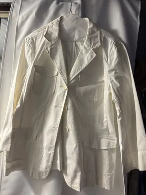 White jacket Size L thumbnail 1