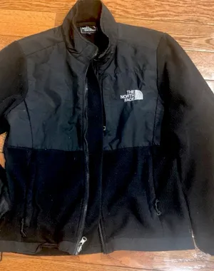 The North Face Women’s Retro late 90s black Denali fleece Jacket size S thumbnail 4