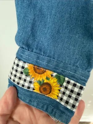 Vintage 90s Cow Appliqué Denim Shirt Sunflower Sz Med ^ thumbnail 5