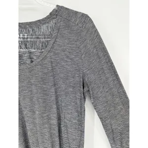 LOFT Striped Long Sleeve Tee Women Medium Blue White Cotton Slub‎ Knit thumbnail 3