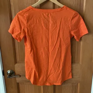 Clemson T-Shirt XS Orange Short Sleeve Football Fan Top New with tags thumbnail 2