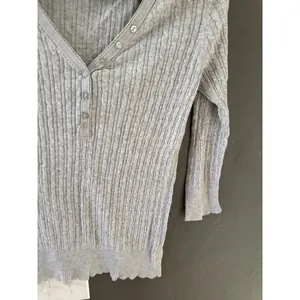 Aeropostale Y2k Grey Ribbed‎ Cable Knit Henley 3/4 Sleeve V-Neck Top Large thumbnail 3