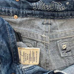 Miss Me Blue Capri Jeans with Embellished Pockets thumbnail 9