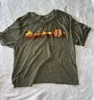 Pretty Rebel Graphic Tee thumbnail 1