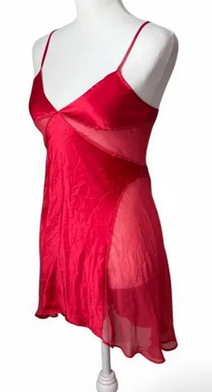 Victoria’s Secret Sexy Red Slip thumbnail 1