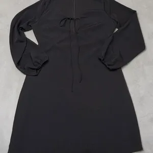 Abercrombie & Fitch Black‎ Tie-Front Long Sleeve Mini Dress Size XS thumbnail 5