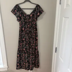 Universal Threads Floral Smocked Tiered Maxi Dress Black Pink Blue Cottagecore XS thumbnail 2