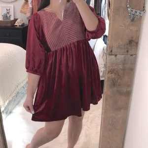 Hayden size medium cranberry new with tags crushed velvety holiday dress thumbnail 4