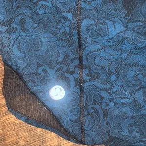 Lululemon Hotty Hot Short Mini Park Lace Multi Black and Blue Size 8 thumbnail 2