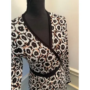 Diane von Furstenberg x Target Neutral Poppy Sweater Knit Wrap Dress Long Sleeve thumbnail 3