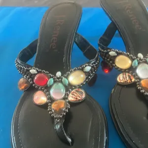 FINAL MARKDOWN J.Renee Women's Black Beaded kitten heel Sandals 6 1/2 thumbnail 2
