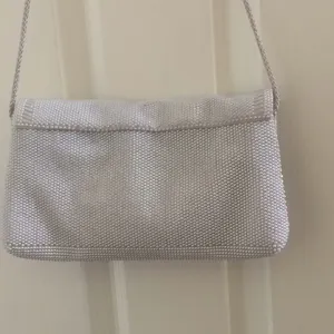 FINAL MARKDOWN Lovely ladies evening purse thumbnail 4