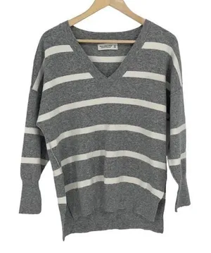 Abercrombie & Fitch Womens Stripe Soft Collection Pullover Sweater Gray White XS thumbnail 1