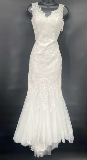 NWT May Queen Couture Size 6 Lace & Polka Dot Tulle Mermaid Wedding / Formal Dress thumbnail 3