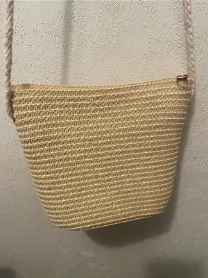 Woven Crossbody Bag with Pink Flower thumbnail 3